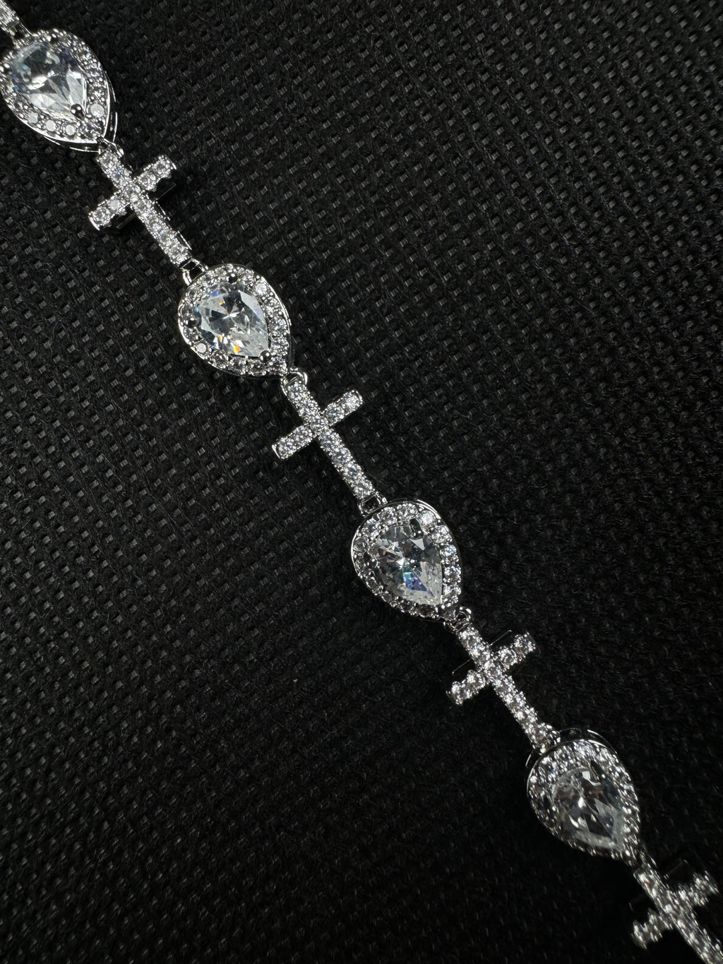 Tears and Crosses Armband (Silber)