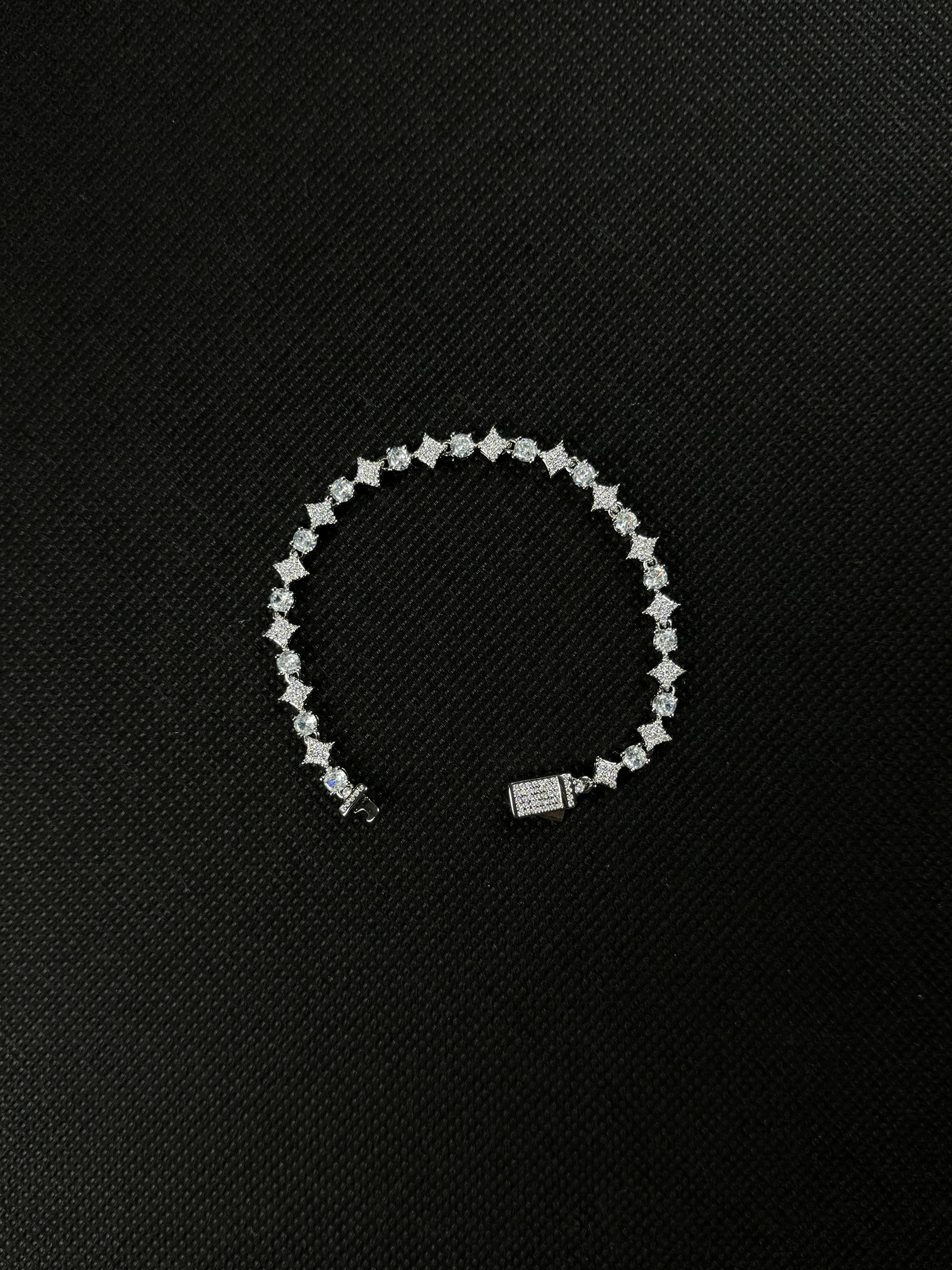 Stardrop Bracelet (Silver)