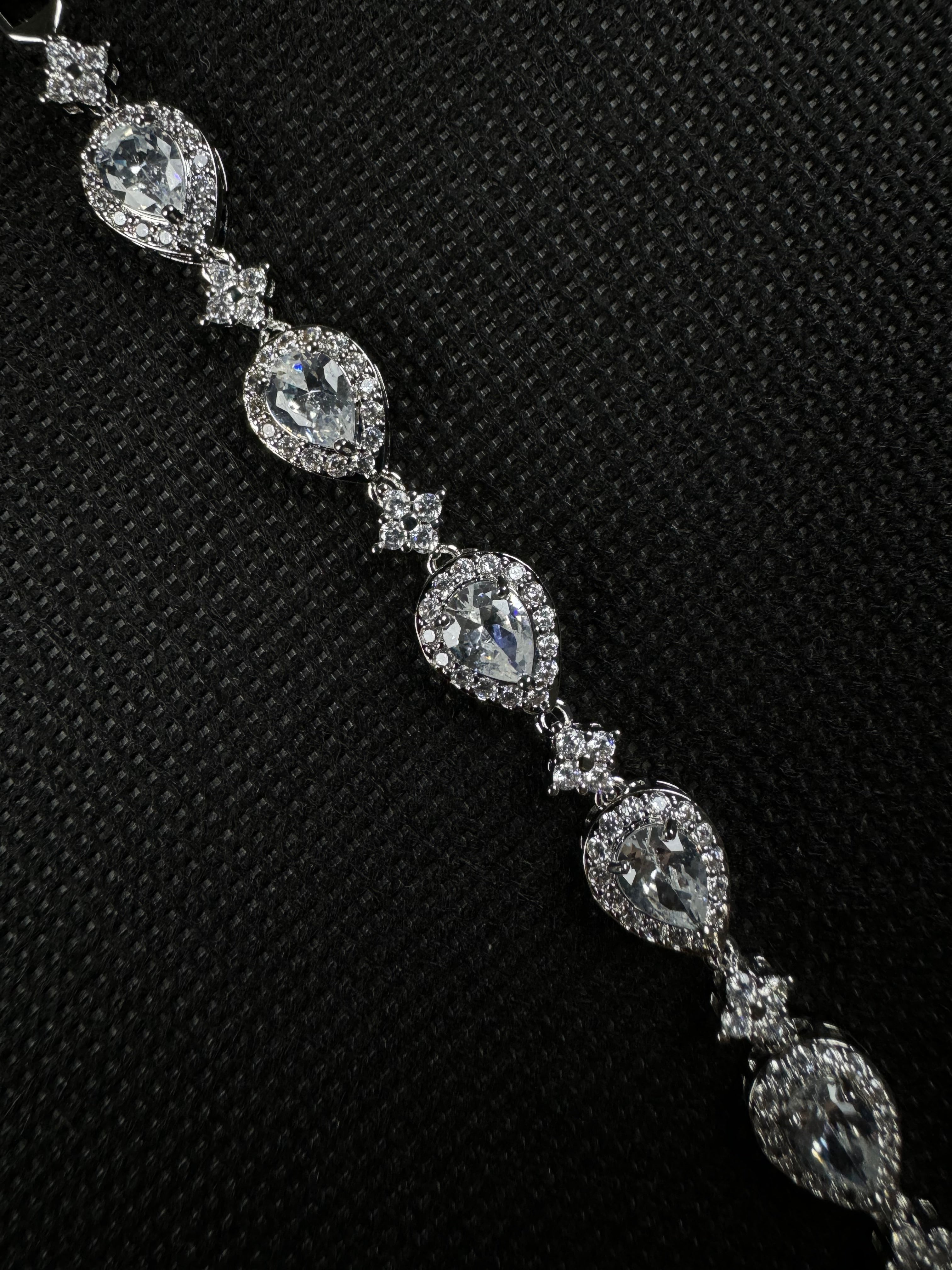 Tears and Stars Bracelet (Silver)