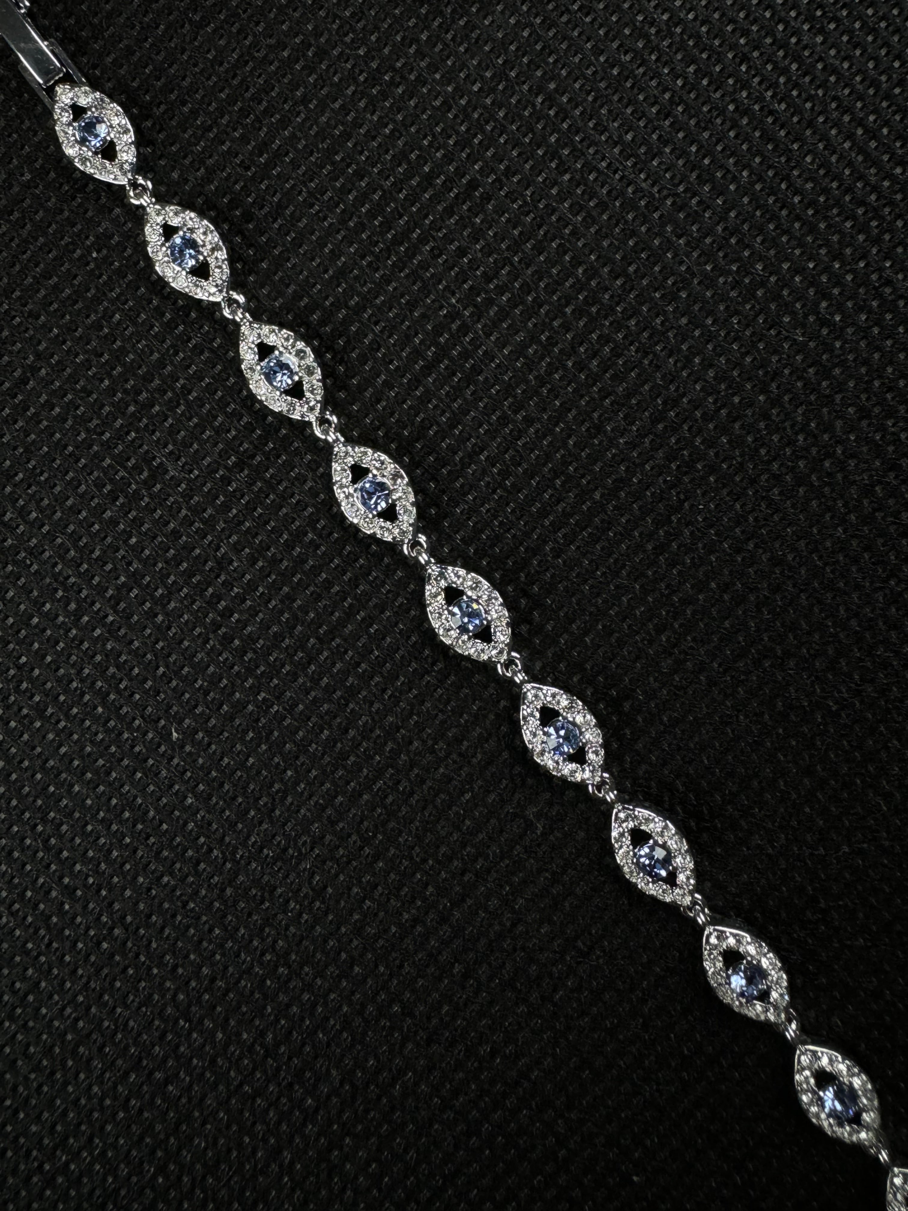 Angel Eyes Bracelet (Blue/Silver)